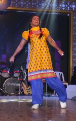 Sunil Crover AKA Gutthi At Baisakhi Di Raat _53492370552a1.jpg