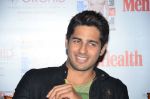 Sidharth Malhotra at Men_s Health issue launch in Orchid, Mumbai on 12th April 2014 (62)_534a16f5cf0ed.JPG
