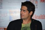 Sidharth Malhotra at Men_s Health issue launch in Orchid, Mumbai on 12th April 2014 (63)_534a16fabc712.JPG