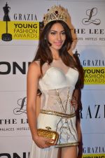 at Grazia Young awards red carpet in Mumbai on 13th April 2014 (361)_534b7f83e5d90.JPG