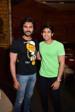 Gaurav Chopra & Hussain at Phoenix Market City easter party in Mumbai on 14th April 2014_534d09a2ae45f.jpg