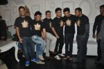 Vikramaditya Motwane, Vijay Singh, Karan Johar, Vikas Bahl, Ranbir Kapoor, Anurag Kashyap at Wrap-up bash of Bombay Velvet in Mumbai on 16th April 2014 (143)_534fad0dee919.JPG