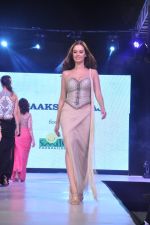 Evelyn Sharma walks for Sonakshi Raaj at Save Girl Child show in ITC Parel, Mumbai on 19th April 2014 (382)_53539a8a8f328.JPG