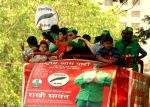 Rakhi Sawant (Candidate of Rashtriya Aam Party from North West Mumbai) during her finale rally (4)_5355f6d3cd222.JPG