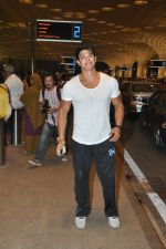 Sahil Khan leave for IIFA Tampa on day 1 in Mumbai on 21st April 2014 (98)_53560f2b8be70.JPG