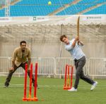 Samir Kochhar with Andrew Garfield playing cricket for the special episode of  Sony MAX Extraaa Innings_5355f69a260dc.jpg