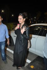 Sonakshi Sinha leave for IIFA Tampa on day 1 in Mumbai on 21st April 2014 (142)_53560f9cc65f8.JPG