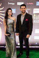 Aftab Shivdasani at IIFA ROCKS Green Carpet in Tampa Convention Center on 24th April 2014 (1)_535c00b3cf45d.jpg