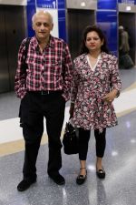 Mukesh Bhatt arrives at Tampa International Airpot on 23rd April 2014 for IIFA (1)_535ba22a1cbec.jpg