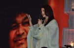 Aishwarya Rai Bachchan pays tribute to Sri Sathya Sai Baba in Mumbai on 27th April 2014 (176)_535e09ccb4ff6.JPG