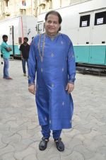 Anup Jalota pays tribute to Sri Sathya Sai Baba in Mumbai on 27th April 2014 (8)_535e0a636780a.JPG