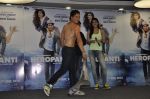 Kriti Sanon and Tiger Shroff celebrate World Dance day during the promotion of upcoming film Heropanti on 28th April 2014 (36)_535f7cdad4abf.JPG