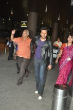 Riteish Deshmukh return from IIFA in Mumbai Airport on 29th April 2014 (66)_5360d898b7ff0.JPG