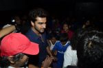Arjun Kapoor at Special screening of 2 states for under priveledged children in Mumbai on 30th April 2014 (18)_5362329075984.JPG