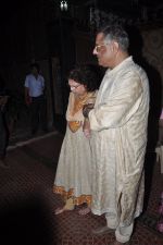 Siddharth Kak visit Aditya Chopra_s residence in Mumbai on 4th May 2014 (35)_536794db1f987.JPG
