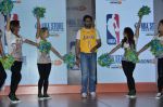 Abhishek bachchan launches Jabong NBA.Store.in in Four Seasons, Mumbai on 6th May 2014 (6)_5369adbe02467.JPG