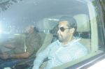 Salman Khan snapped leaving the session court disappointed in Mumbai on 6th May 2014 (2)_5369dc74339a5.JPG