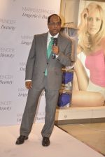 at marks n spencer lingerie launch in Malad, Mumbai on 7th May 2014 (12)_536aeacf967b6.JPG