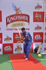 Mumbai indians at kingfisher bowl out event in Phoenix, Mumbai on 8th May 2014 (9)_536c585d8c1fa.JPG