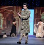 walks for Vikram Phadnis at Pidilite CPAA Show in NSCI, Mumbai on 11th May 2014  (53)_5370b4966d458.JPG