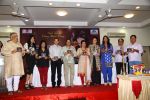 Champak Jain, Anup Jalota, Kaamini Khanna, Raagini Khanna & Kashmira Shah at kamini khanna_s album launch Bandagi in Mumbai on 12th May 2014 (2)_5371834287539.JPG