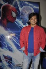 Vivek Oberoi at Spiderman screening for kids with cancer in NFDC, Mumbai on 12th May 2014 (5)_53717c9ad2bdb.JPG