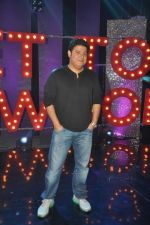 Sajid Khan at NDTV ticket to bollywood in Mumbai on 13th May 2014 (77)_53730edc42edc.jpg