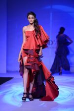 at Modart fashion show in Sea Princess, Mumbai on 13th May 2014 (105)_537363e7c1223.JPG