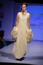 at Modart fashion show in Sea Princess, Mumbai on 13th May 2014 (118)_537363eebda14.JPG