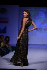 at Modart fashion show in Sea Princess, Mumbai on 13th May 2014 (120)_537363efbaa21.JPG