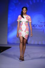 at Modart fashion show in Sea Princess, Mumbai on 13th May 2014 (89)_537363dee09da.JPG