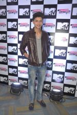 Siddharth Gupta at the launch of MTV_s new show Jhand Hogi Sabki in Parle, Mumbai on 20th May 2014 (56)_537cad2b24025.JPG
