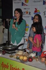 Amrita Raichand at Star Bazaar food workshop in Andheri, Mumbai on 21st May 2014 (13)_537d681715a5c.JPG
