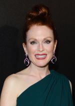 0517_Julianne-Moore_at_Hunger-Games_party_with_Chopard2_537f2f87d40fb.jpg