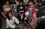Sushmita Sen spends time with kids in PVR, Mumbai on 22nd May 2014 (12)_537efa9f30cb3.JPG