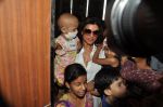 Sushmita Sen spends time with kids in PVR, Mumbai on 22nd May 2014 (20)_537efaa366cd2.JPG