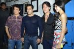 Sajid Nadiadwala, Salman Khan, Tiger Shroff, Kriti Sanon at Heropanti success bash in Plive, Mumbai on 25th May 2014 (239)_5382e83a8d549.JPG