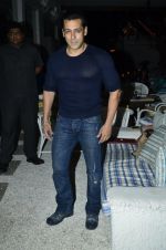 Salman Khan at Heropanti success bash in Plive, Mumbai on 25th May 2014 (243)_5382ea0e3bf96.JPG