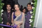 Sanjana At Naturals Family Salon Launch  (2)_538588d43e16b.jpg