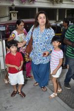 Farah Khan snapped with her kids in Mumbai on 30th May 2014 (2)_53894bffe9327.JPG
