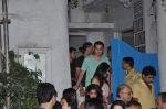 Yuvraj Singh snapped outside Olive on 30th May 2014 (107)_538945931a3ba.JPG
