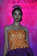 Model at Le Mark fashion show in St Andrews, Mumbai on 31st May 2014 (40)_538a959dba4e5.JPG