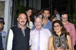 Hrithik Roshan snapped with his family in NIDO on 3rd June 2014 (3)_538ec29ecf272.JPG
