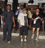 Aamir Khan snapped leaving his gym in Mumbai on 5th June 2014 (6)_53915f941f526.JPG