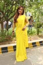 Maanu Actress New Stills in Yellow Sari (12)_539158360e38f.jpg