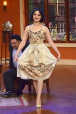 Tamannaah Bhatia at the Promotion of Humshakals on the sets of Comedy Nights with Kapil in Filmcity on 6th June 2014 (53)_539302ffa976c.JPG