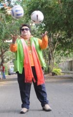 Bappi Lahiri who welcomes the FIFA world cup with his new single _Life of Football_ composed and sung by the legend himself (6)_539a932af20be.JPG