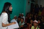 Amrita Rao spends time with kids of NGO pratham in Mumbai on 19th June 2014 (58)_53a2d69bee3a4.JPG