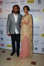 Sonam Kapoor at Rahul Mishra celebrates 6 years in fashion with Grazia in Taj Lands End on 26th June 2014 (494)_53ad778665e2b.JPG