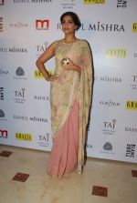 Sonam Kapoor at Rahul Mishra celebrates 6 years in fashion with Grazia in Taj Lands End on 26th June 2014 (502)_53ad778aaf48c.JPG